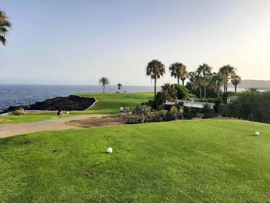 Bright And Spacious Rental With Ocean View San Miguel de Abona Apartment
