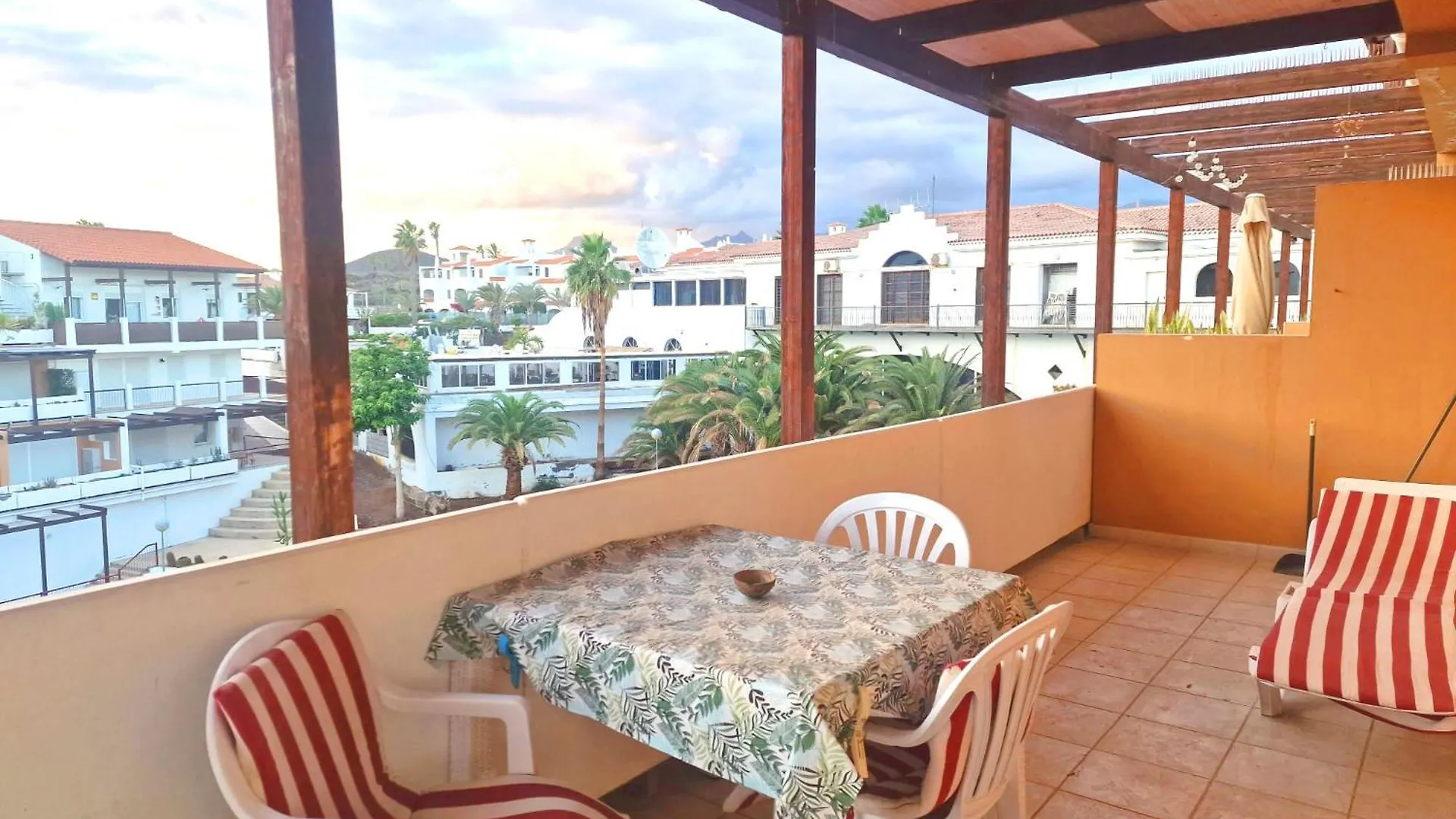 Bright And Spacious Rental With Ocean View San Miguel de Abona Spain